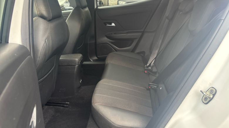 Vauxhall Mokka 100kW GS 50kWh 5dr Auto Electric Hatchback